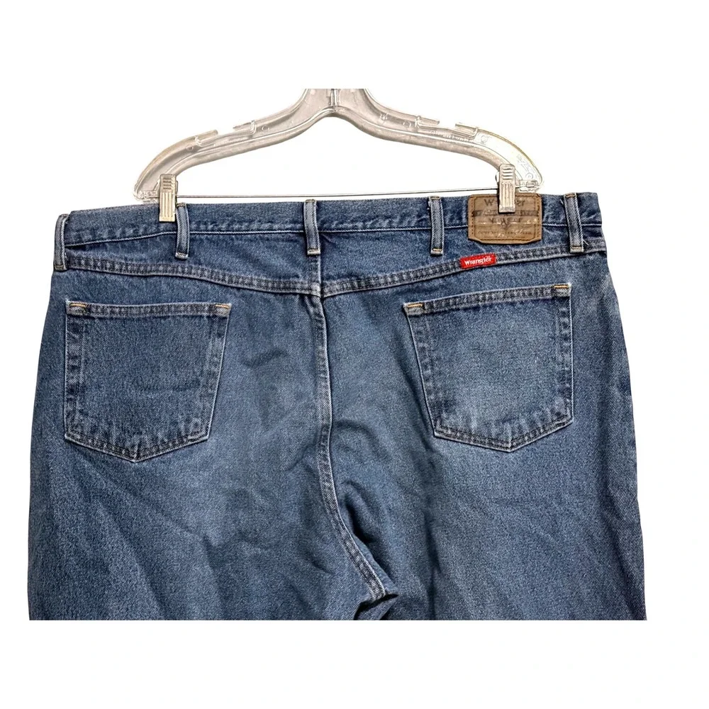 Wrangler Premium Quality Mens Straight Leg Blue Denim Jeans Medium Wash 44x30